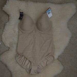 Hanes Beige Bodysuit Shapewear 38C NWT